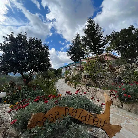 Con Giardino E Barbecue Dorgali